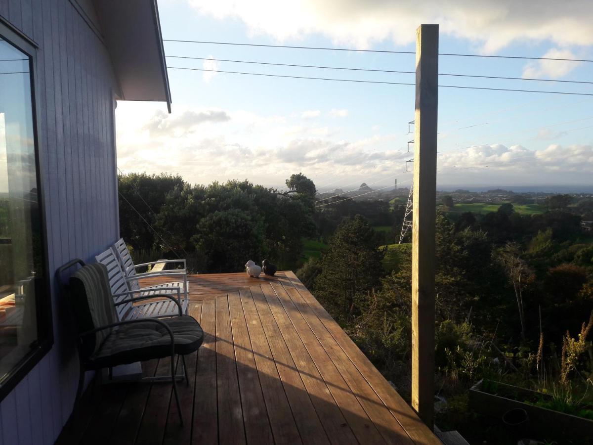 Cosy Country Cottage On A Sunny Hill New Plymouth Extérieur photo